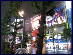 Tokyo_Akihabara_18